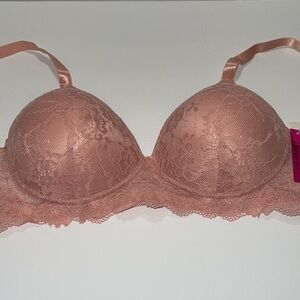 Wire free Comfort Fit Light Padded Soft Cup Bra Wireless Lace 3 Hooks. Sz 40C